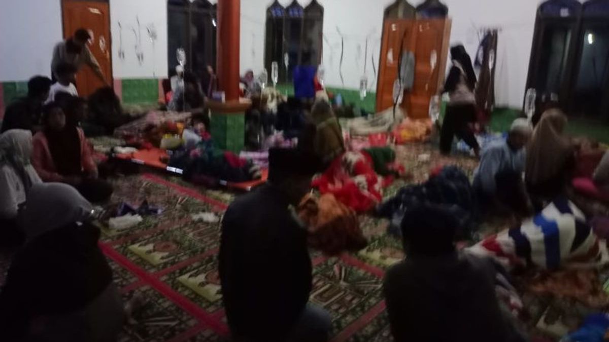 1 dari 83 Korban Keracunan Nasi Kotak Acara Keagamaan di Bandung Barat Meninggal Dunia  