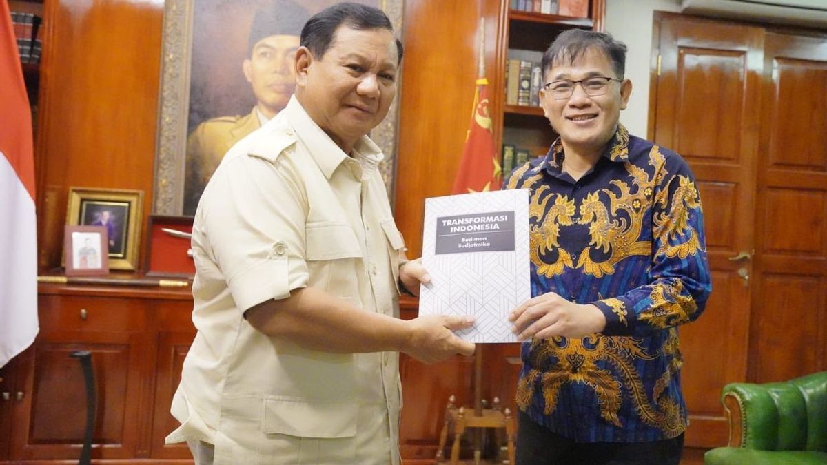 Budiman Sudjatmiko Claims There Is No Prohibition From PDIP Sepanggung With Prabowo