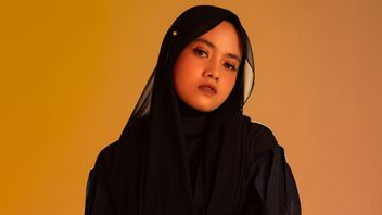 Hanin Dhiya Invites Troubled Fans To Congregate Through Songs