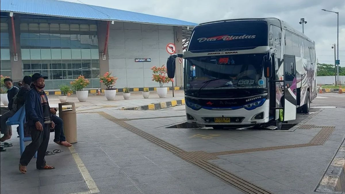 274 Sopir Bus di Terminal Pulogebang Diperiksa Polisi, 37 Orang Dinyatakan Tak Layak Operasi