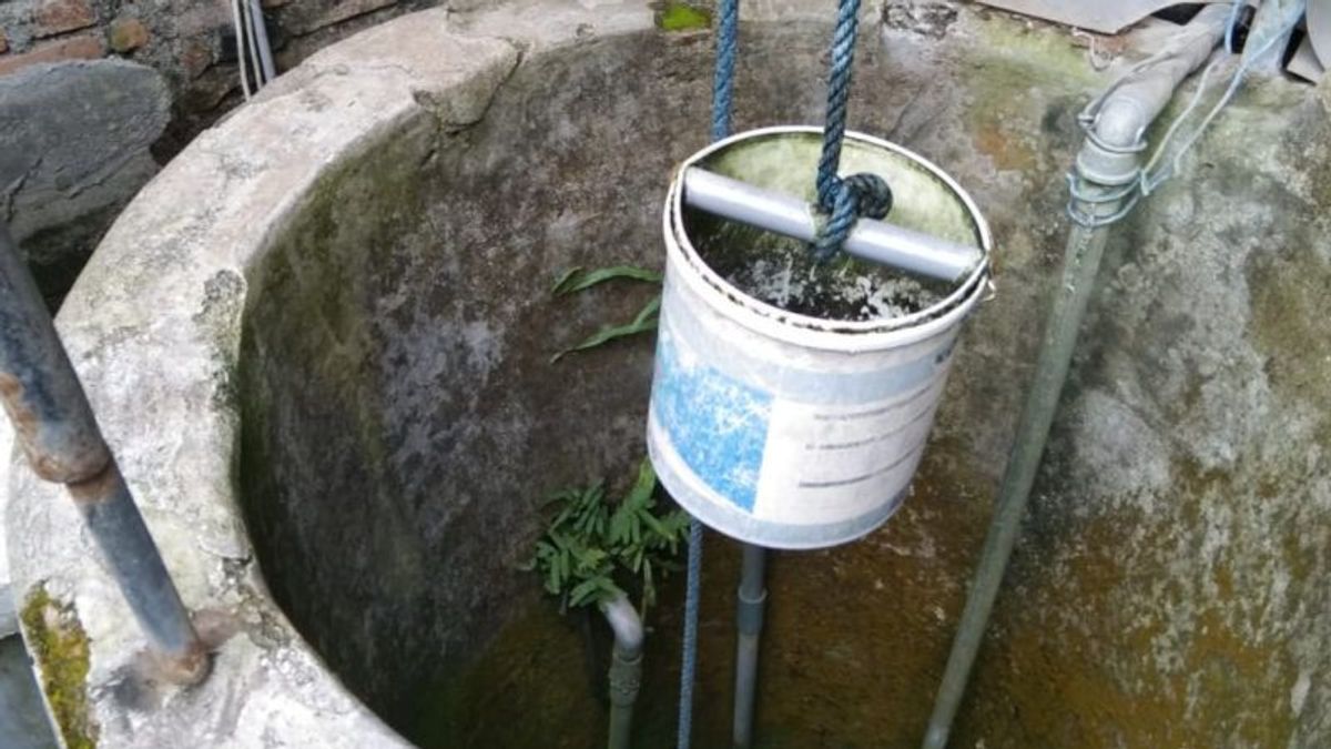 The Gas Station Planted Tank is Allegedly Leaking, Residents' Wells in the City of Kediri are Polluted