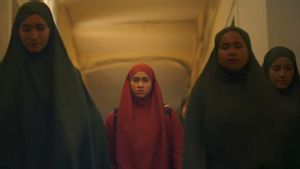 Review Film Tuhan, Izinkan Aku Berdosa: Sederhana tapi Berani Sentil Isu Kelompok Agama 