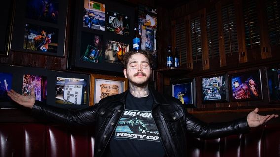 Post Malone Chante Nirvana Song Pour Recueillir Des Fonds Pour La Manipulation COVID-19