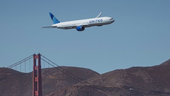 Pesawat United Airlines Tujuan Shanghai Terpaksa Putar Balik Gegara Pilot Lupa Bawa Paspor 