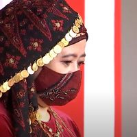 Baju Adat NTT Pilihan Jokowi, Puan Tampil Mencolok Berbusana Adat Jambi