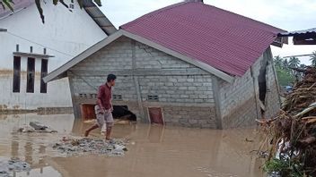 Parigi Moutong Flood, Central Sulawesi Is As High As An Adult's Chest, Residents Need Logistics And Baby Equipment