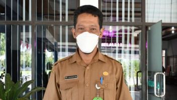 Pour Les Patients COVID, Le Personnel De L’hôpital Kuala Kapuas Kalteng A Déjà Fait La Queue Pendant 12 Heures Pour Obtenir Des Bouteilles D’oxygène