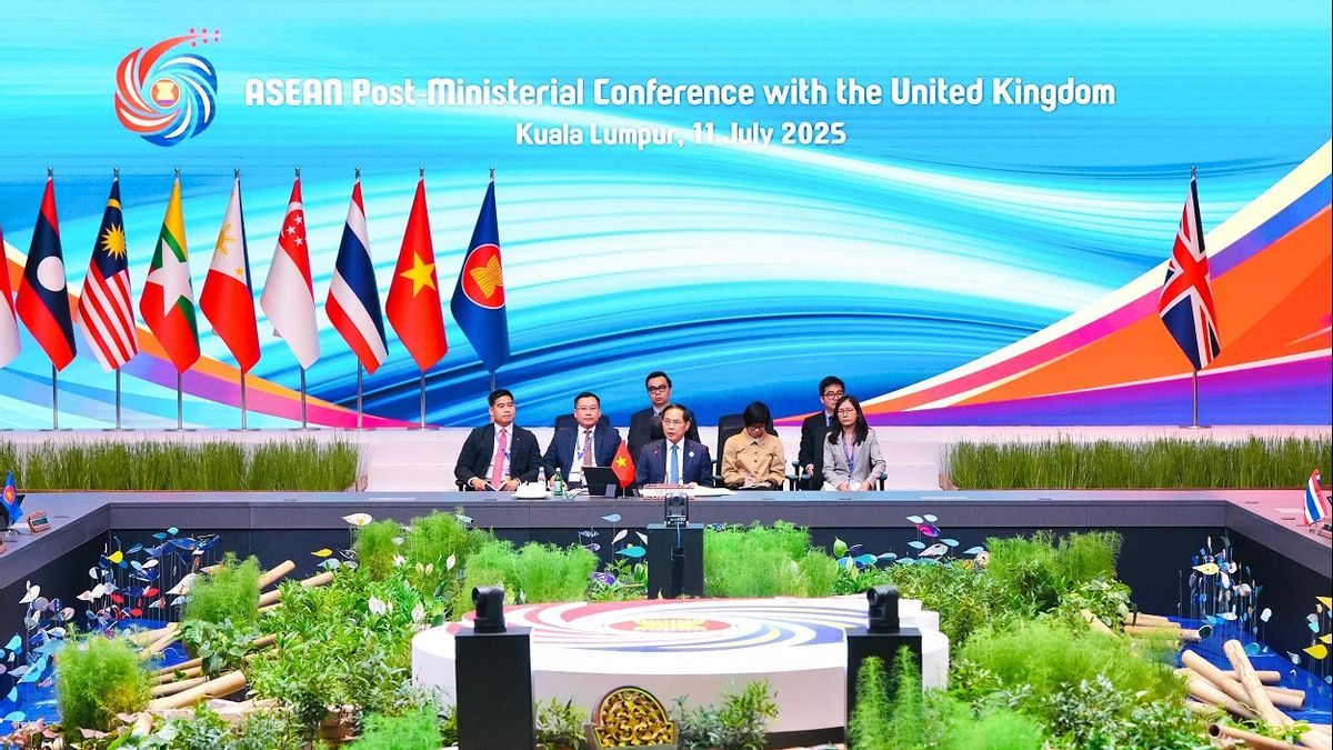 Menlu RI Dorong Peningkatan Kolaborasi Konkret ASEAN-Inggris untuk Perdamaian dan Pembangunan di Kawasan