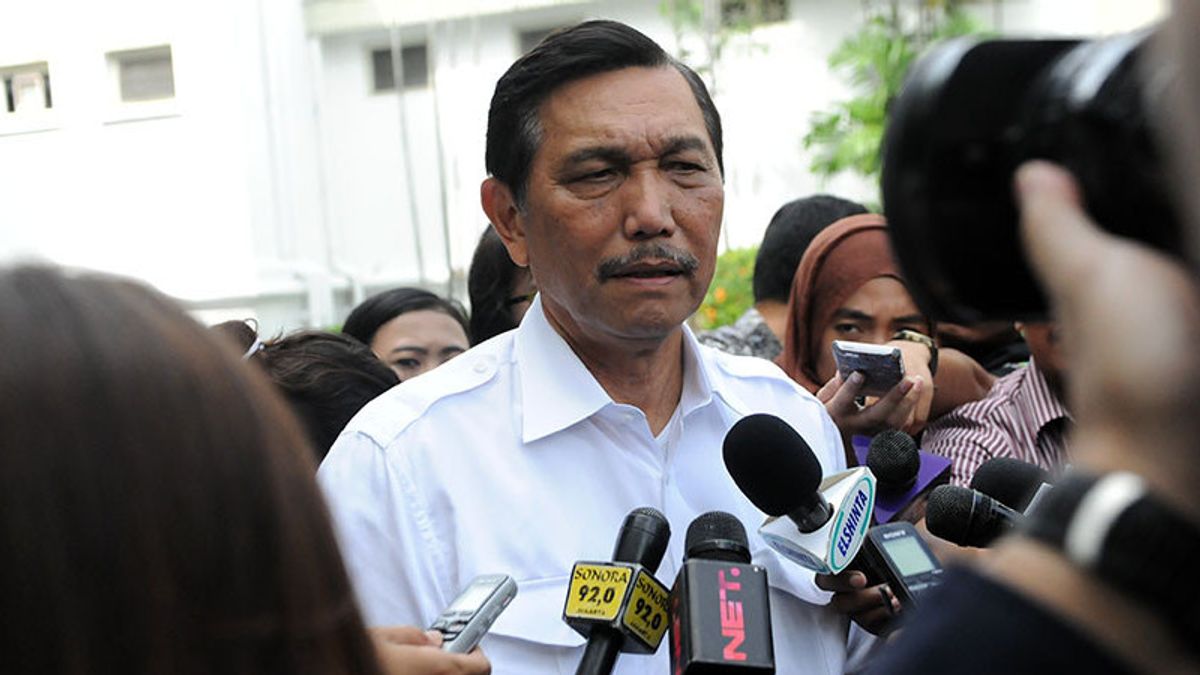 Luhut: President Jokowi's Orders, People Should Not Starve, Don't Let Anyone Not Eat During The COVID-19 Pandemic