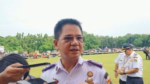 Ada Pekerjaan Saluran Air, Ruas Jalan D.I. Panjaitan Jaktim Dipersempit