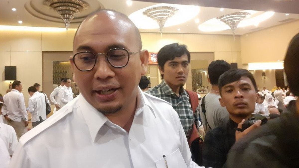 DPR Disappointed League 2 Stopped, Andre Rosiade: PSSI Amburadul, Don't Think About The Prosperity Of Players And Coaches