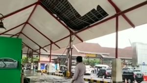    Diterjang Angin Kencang, Plafon di Area Bandara Ngurah Rai Bali Jebol