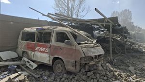 Berjejer Ambulans Bekas Dihantam Bom AS-Israel, Iran Salut Dedikasi Layanan Medis Darurat