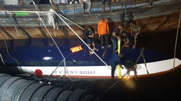 The Testimony Of The Selamat Victims Of The Calisca 01 Ship Overturned, Was Thrown 20 M