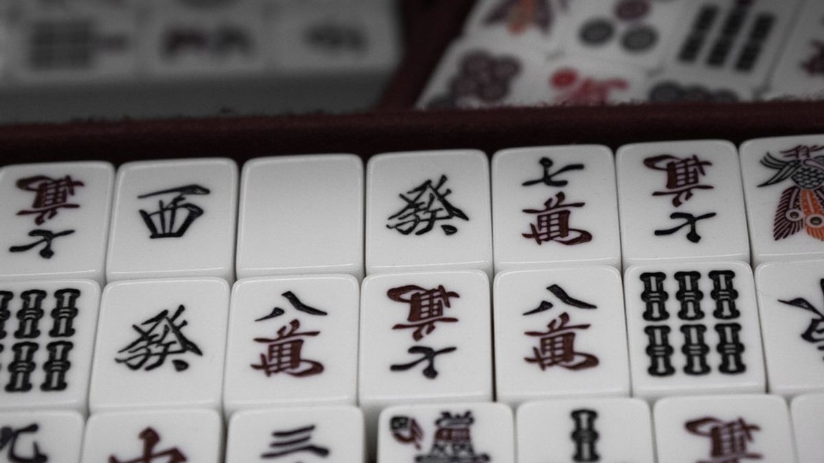 Mari Mengenal Apa Itu Mahjong yang Dimainkan Menteri Kehutanan Bersama Azis Wellang