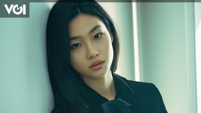 Squid Game' Actor HoYeon Jung's interview with W Korea.