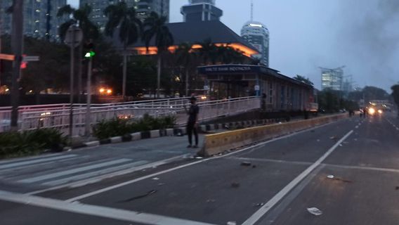 Demo UU Cipta Kerja Ricuh, MRT Hanya Operasikan Stasiun Lebak Bulus hingga Stasiun Blok M BCA