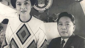Imelda Marcos Returns To The Philippines In Today's Memory, November 4, 1991
