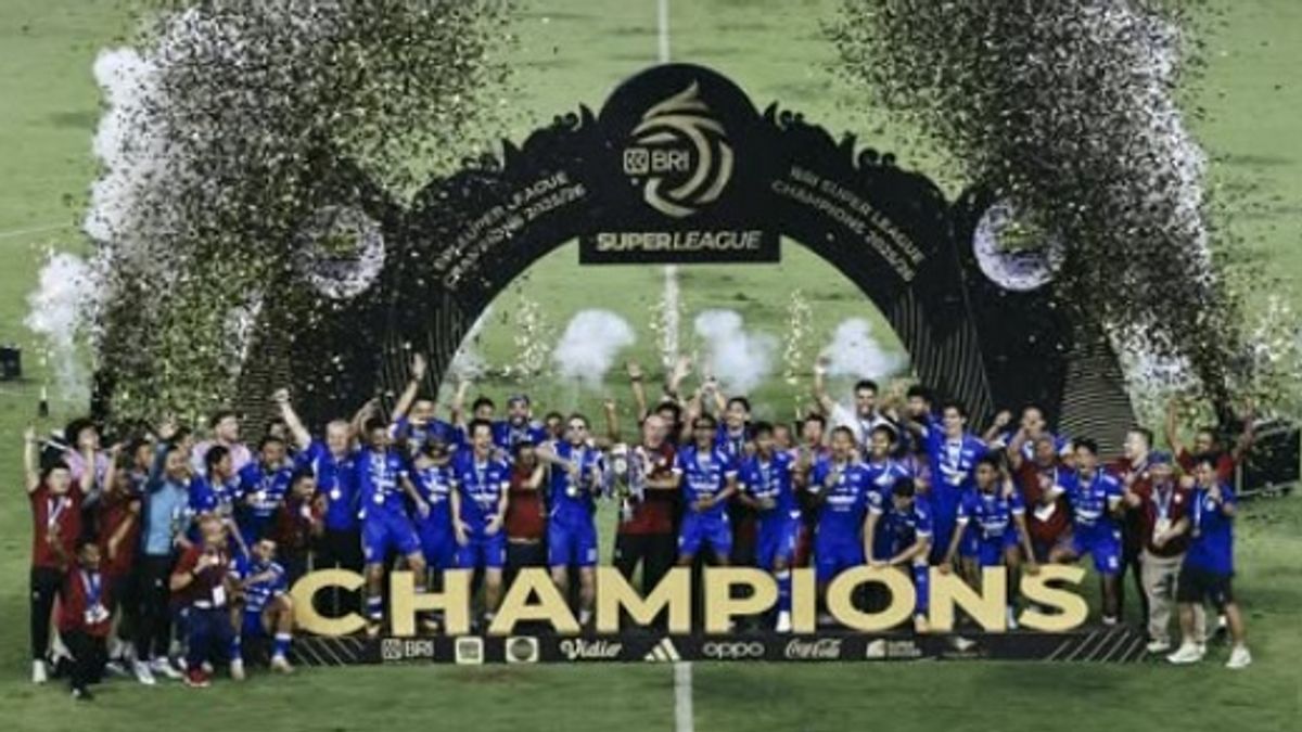 Persib Super League冠军，连续三次保持奖杯