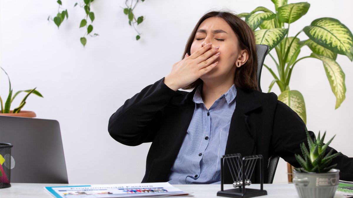 Cara Mengatur TIdur Kerja Shift Malam, Tetap Bisa Beristirahat secara Berkualitas