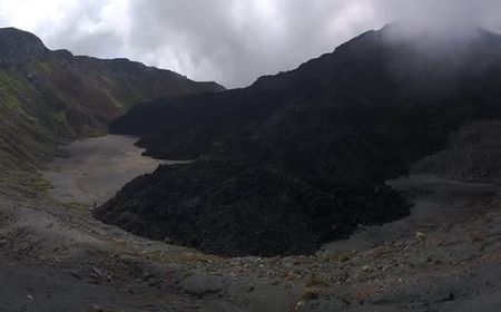 Warga Diminta Waspada Luapan Material Erupsi Gunung Ile Lewotolok