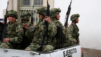 27 Dead in Clash Between Guerrilla Groups in Colombia