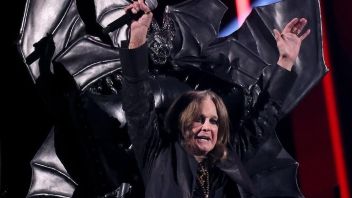 Geezer Butler Mengenang Keputusan Sulit Mengeluarkan Ozzy Osbourne dari Black Sabbath