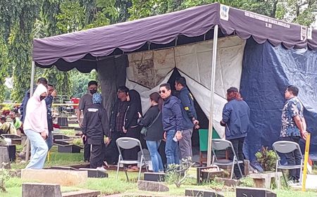 Polda Metro Jaya Bongkar Makam Dante, Tamara Tyasmara dan Angger Dimas Ikut Hadir