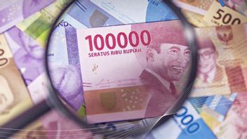 Tuesday Rupiah Strengthened To Level Rp13,715 Per US Dollar