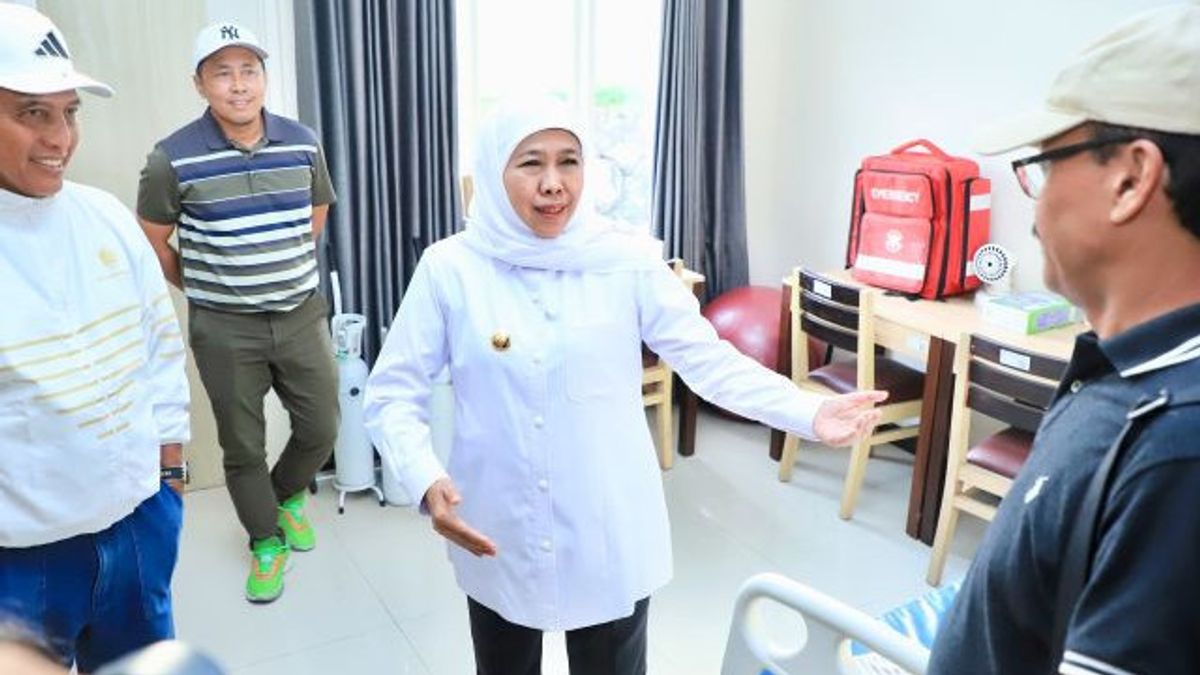 Khofifah Ensures Two Locations Of People's Schools In Unesa Are Ready To Operate