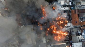 Thousands Of Residents Affected By The Muara Fire Refuge
