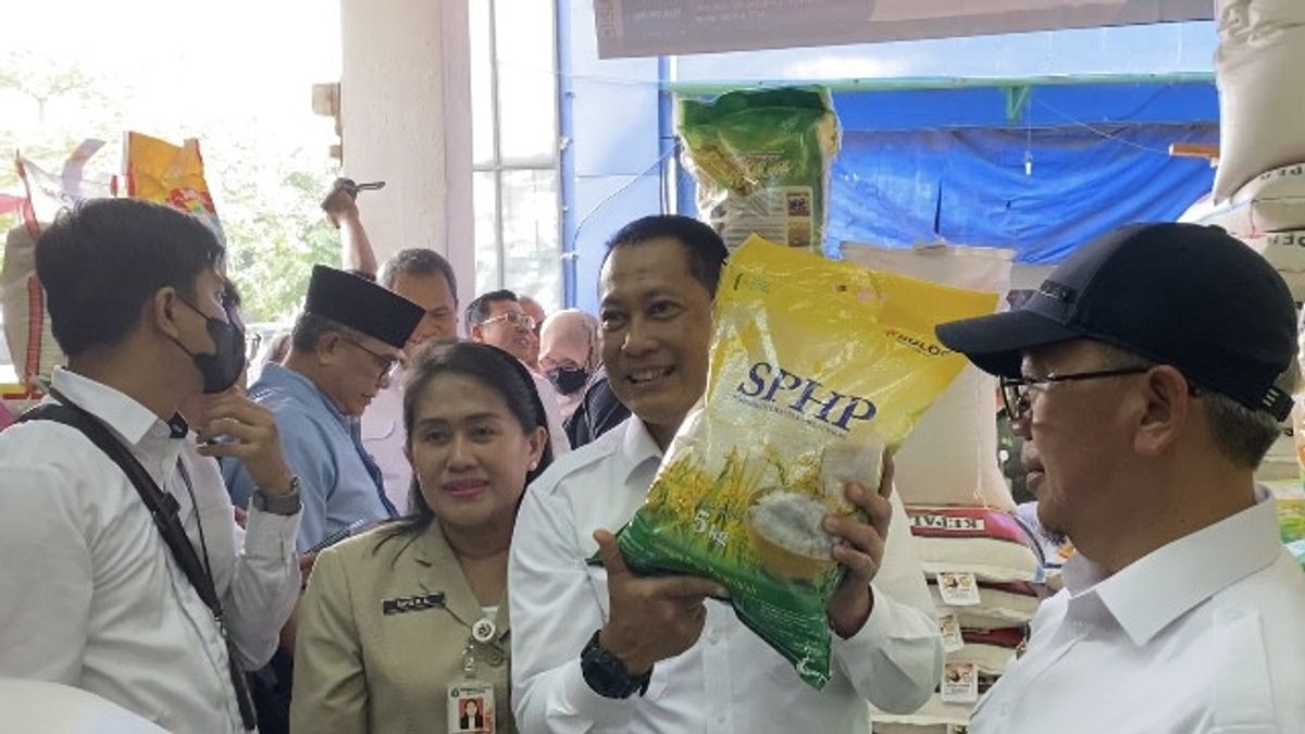 Bulog Will Launch 1 Kg Packaged Rice, The Price Is Priced At IDR 9,450