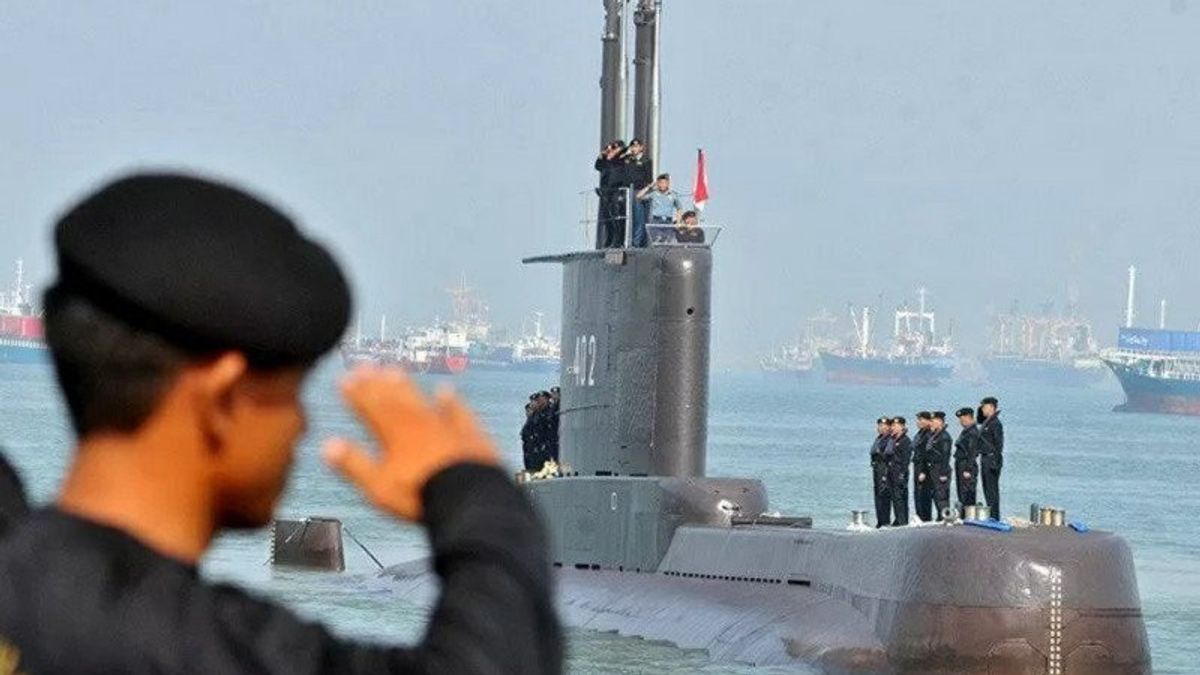 Tiga Kapal China Bantu Evakuasi KRI Nanggala