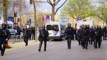 Prancis Digoyang Aksi Mogok Massal Pekerja, Pelajar Blokade Pintu Sekolah