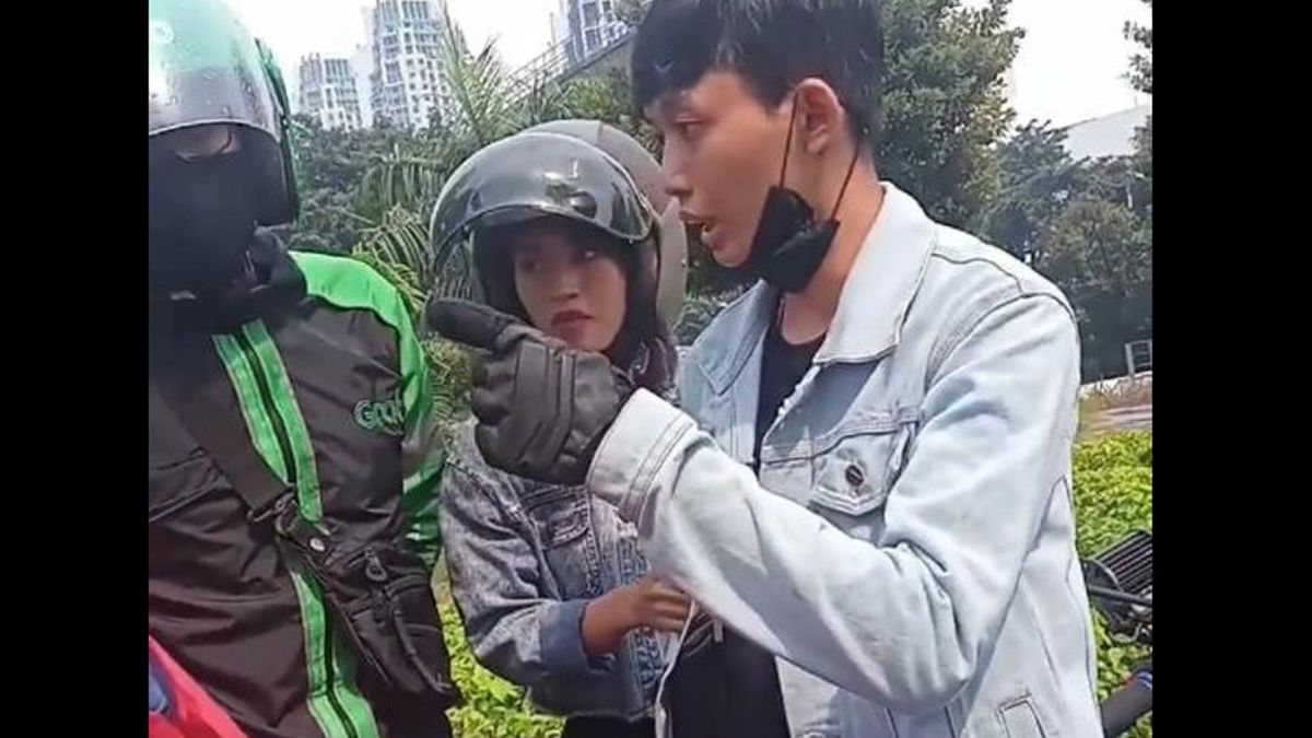 Viral Pria Marah Sampai Tunjuk-tunjuk Ibu yang Dibonceng Ojol Gara-gara Kecipratan Air di Sudirman