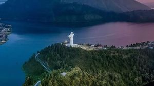 Indah Banget! Berikut Beberapa Danau Terdalam di Indonesia yang Memukau