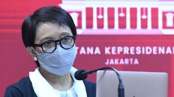 Foreign Minister Reveals 133 Indonesian Citizens Have Left Ukraine