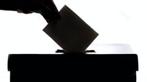 Saat Hasil Survei LSI Makin Tegaskan Memang Banyak yang Tak Setuju Pemilu 2024 Ditunda