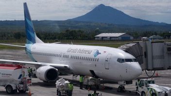Garuda Indonesia Transporte 12 Tonnes De Mangoustan Pour L’exportation Vers La Chine