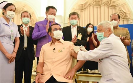 Sempat Batal Pekan Lalu, PM Thailand Setelah Divaksin AstraZeneca: Baik-Baik Saja