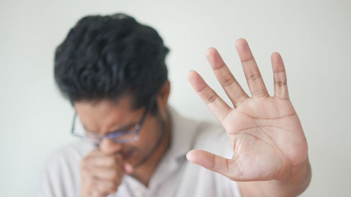 休暇中に長引く咳を無視しないでください