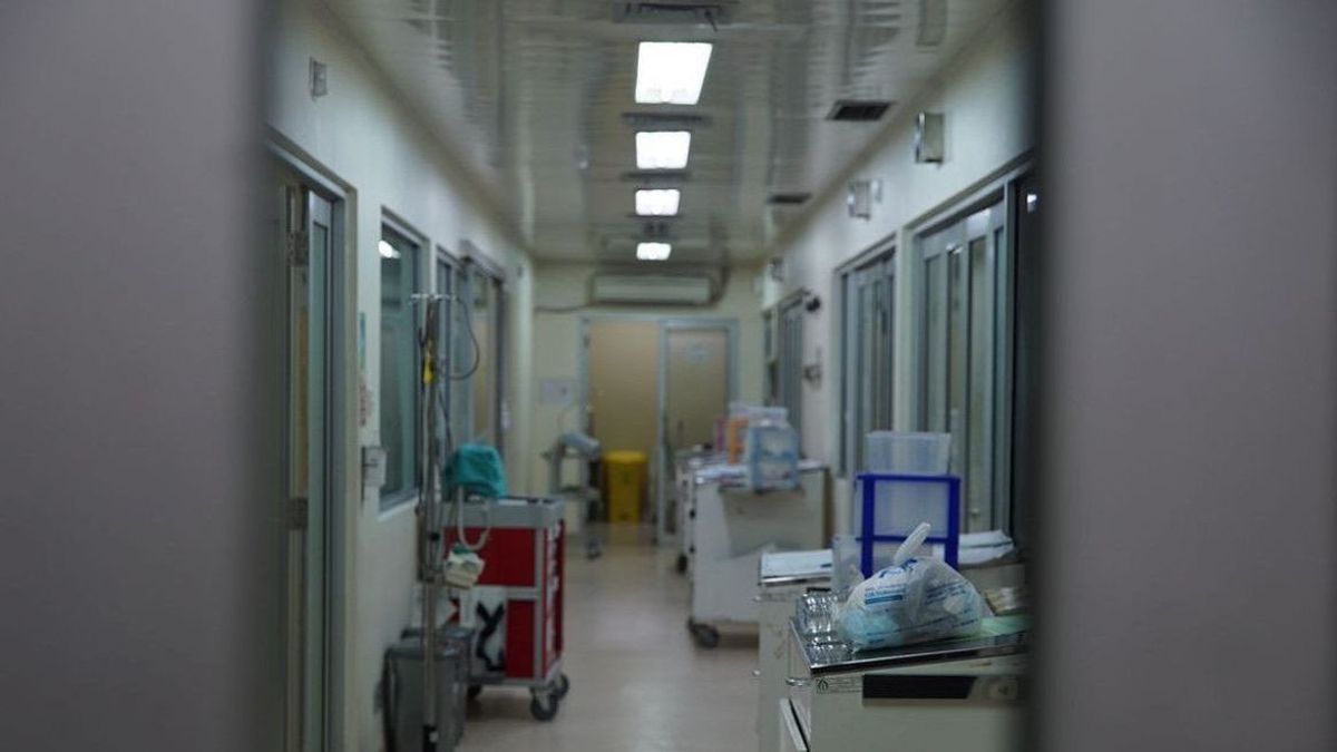 ウンダタ病院が精神科医を巻き込んでレイプされた11人の若者を治療