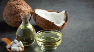 Amankah Minyak Kelapa Dijadikan Pelumas Seks?