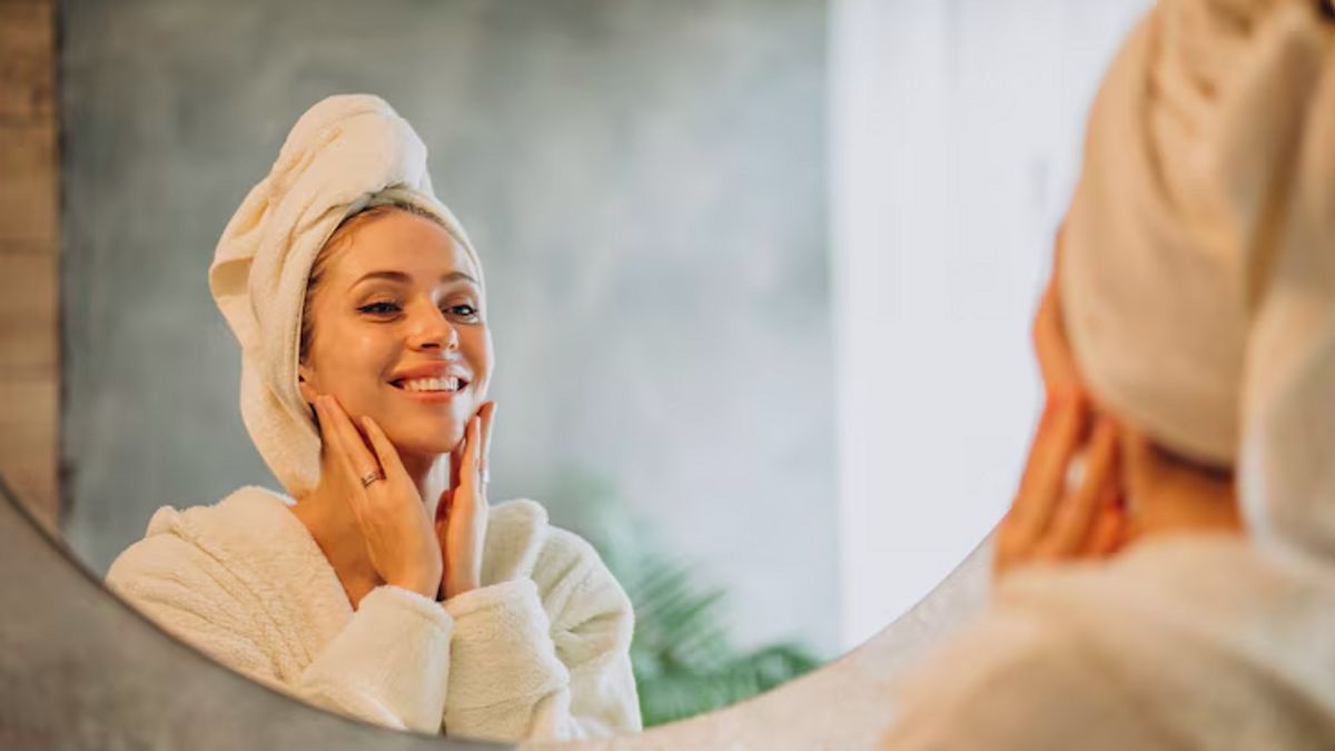 Merawat Diri di Tengah Kesibukan, Pentingnya Skincare yang Tepat untuk Perempuan