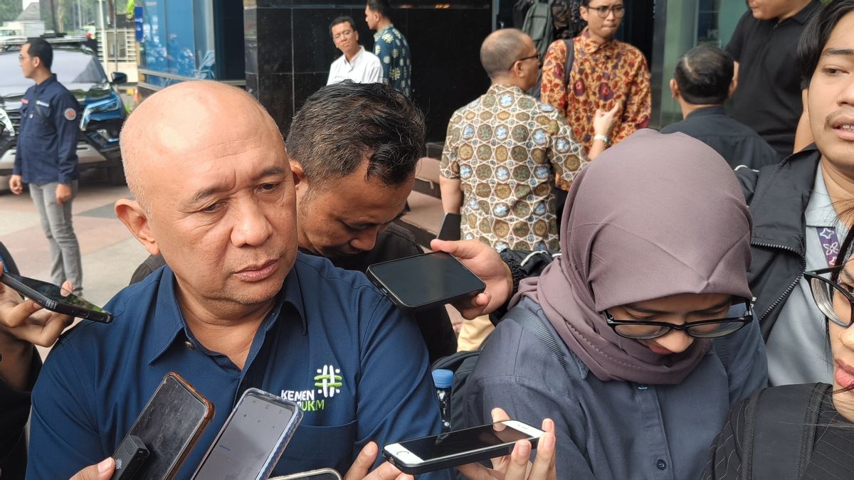 Viral Dugaan Roti Aoka Pakai Zat Berbahaya, Menteri Teten: UMKM Lokal Sulit Bersaing