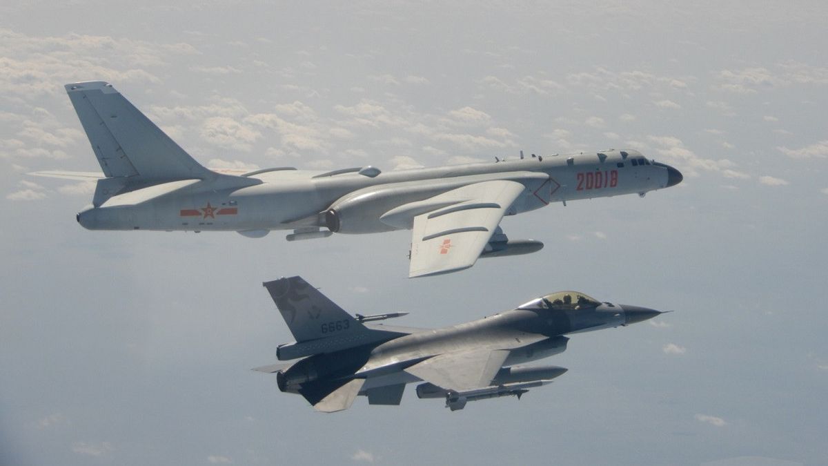 Catat Rekor, 18 Pesawat Pembom Nuklir China Masuk Zona Identifikasi Pertahanan Taiwan