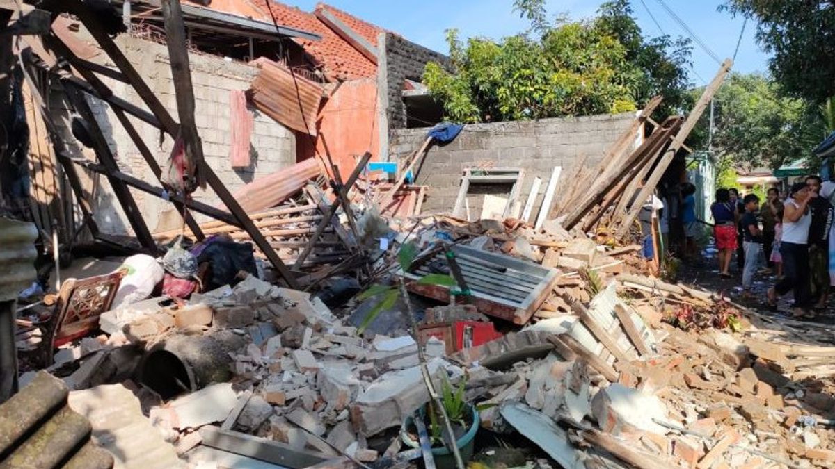 Satu Rumah di Sleman Hancur Diduga Akibat Ledakan Bahan Petasan, Polisi Diminta Turun Tangan