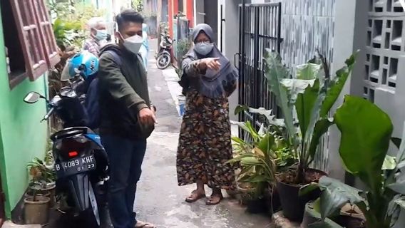 VIDEO: Terekam CCTV, Gadis Cilik di Ciracas Jadi Korban Jambret, Liontin Emas Dibawa Kabur Pelaku