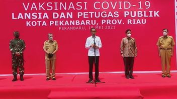 Datang ke Riau, Jokowi: Jangan Lengah Hadapi COVID-19