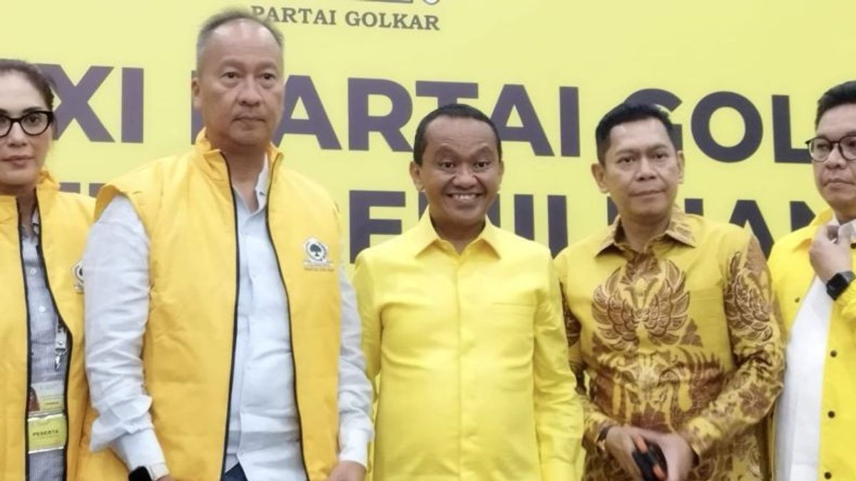 Kantongi Dukungan 469 Pemilik Suara, Bahlil Daftar Calon Ketum Golkar